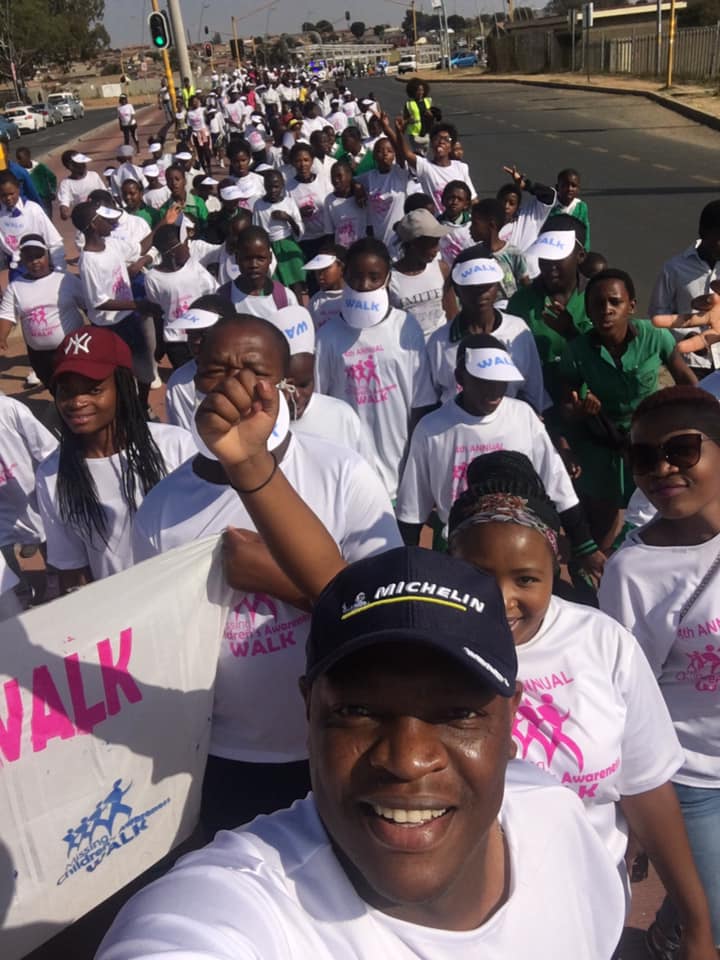 61449632_2080115805449738_2269662711518330880_n